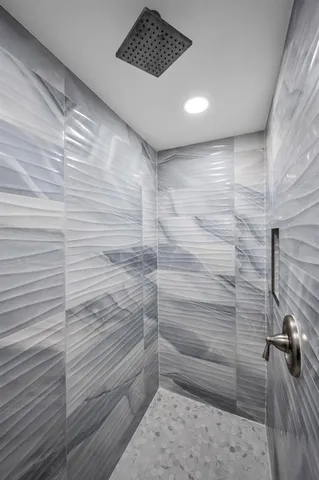 $4,650 | 14125 North Bayshore Drive, Madeira Beach, FL 33708