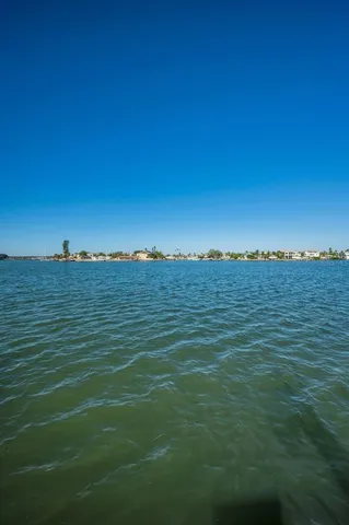 $4,650 | 14125 North Bayshore Drive, Madeira Beach, FL 33708