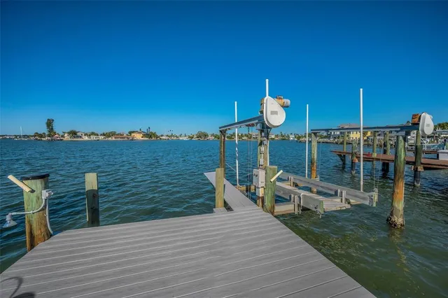 $4,650 | 14125 North Bayshore Drive, Madeira Beach, FL 33708