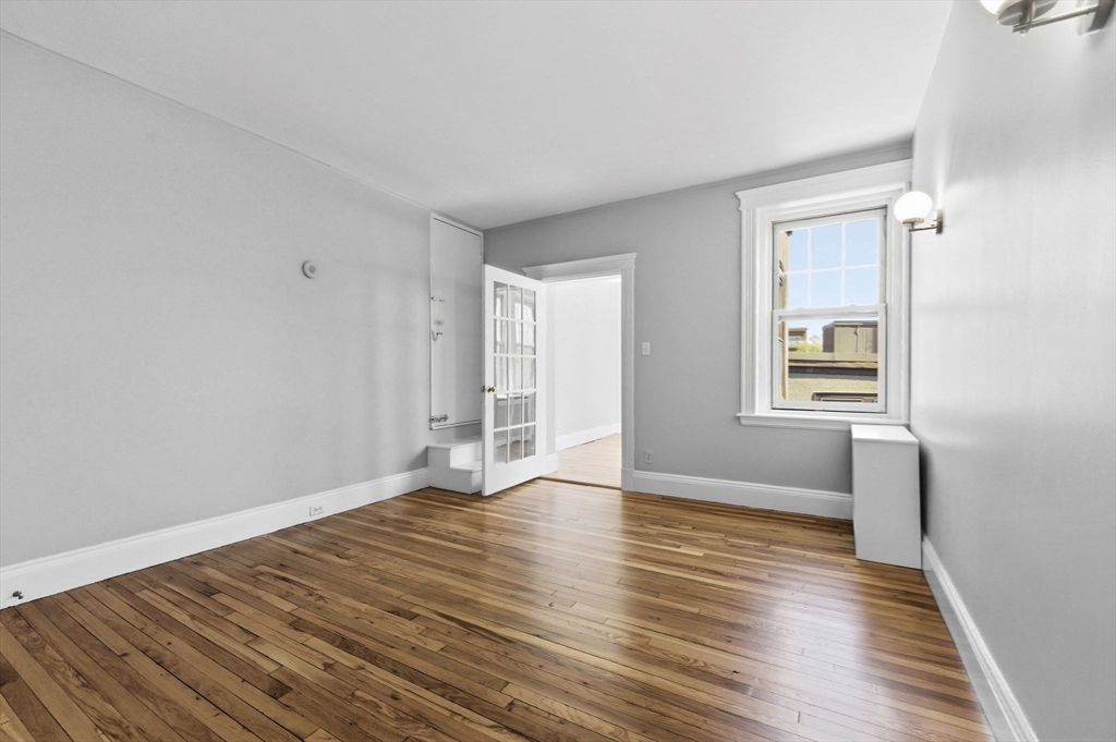 77 Parkman Street, Unit 4 Brookline, MA 02446 - Photo 9 of 20