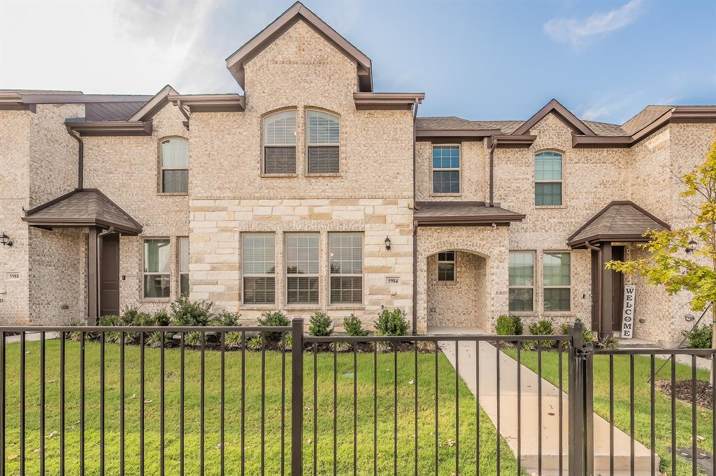 5984 Bursey Road Watauga, TX 76148 - Photo 2 of 32 Gallery Image 2