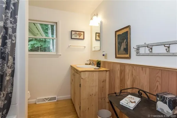 $4,500 | 54 Jacobs Lane, Guilford, CT 06437