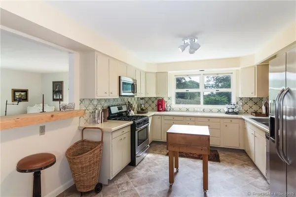 $4,500 | 54 Jacobs Lane, Guilford, CT 06437