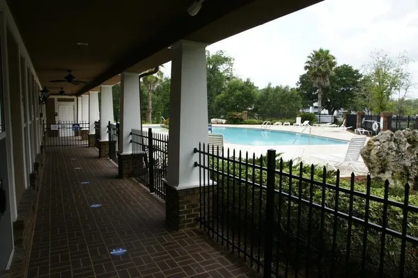$1,100 | 1920 Bloomington Avenue, Tallahassee, FL 32304
