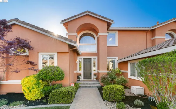 $1,993,000 | 1635 Embassy Circle, Livermore, CA 94550