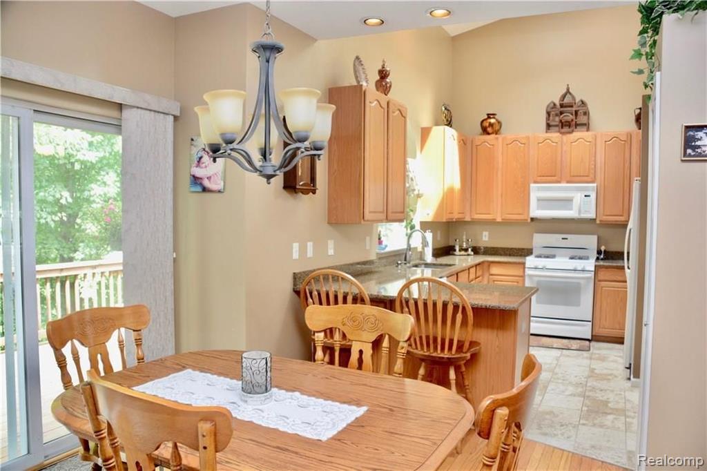 2679 Ravineside South Howell, MI 48843 - Photo 19 of 56 Gallery Image 19