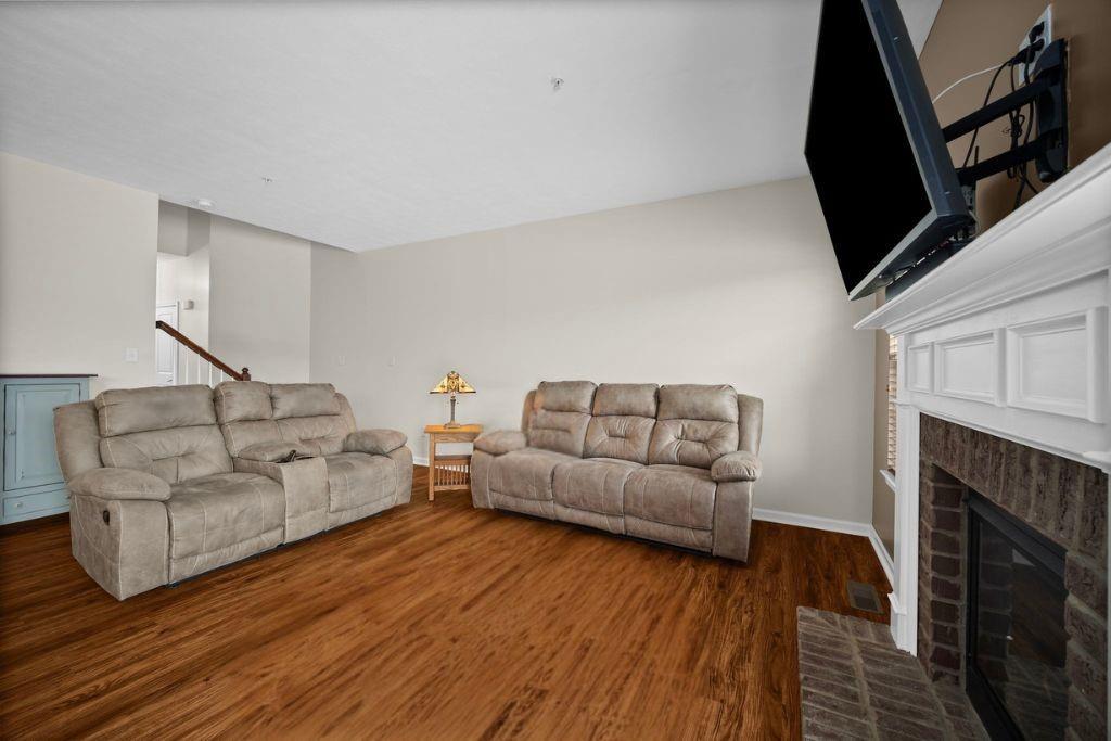 103 Maple Ridge Court Canonsburg, PA 15317 - Photo 8 of 35