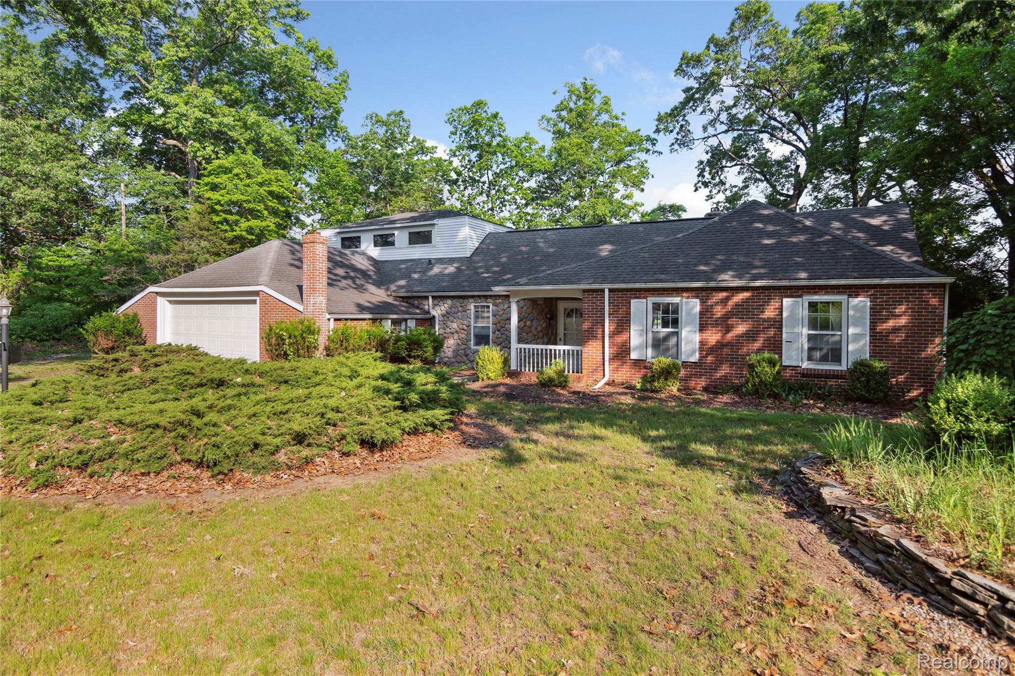 4300 West Bacon Road Hillsdale, MI 49242 - Photo 2 of 49 Just Over 3,300 Sq Ft