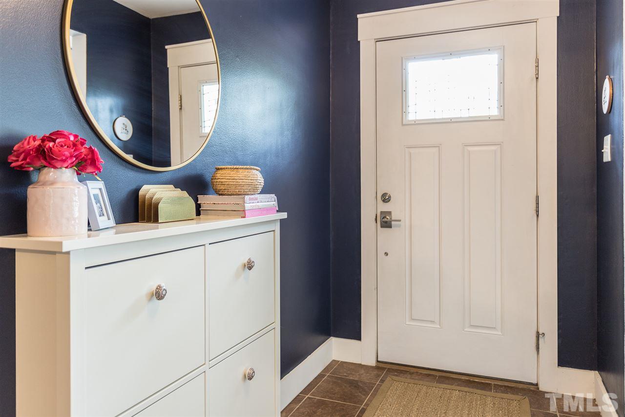 5218 Duraleigh Road Raleigh, NC 27612 - Photo 8 of 30
