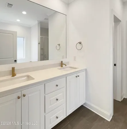 $389,900 | 118 Lake Crest Drive, Madison, MS 39110