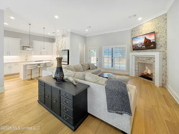 $389,900 | 118 Lake Crest Drive, Madison, MS 39110