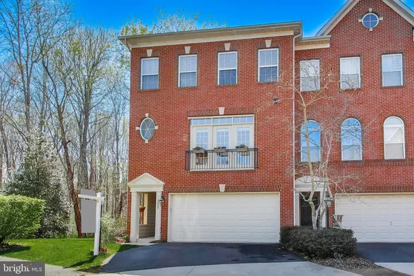 $799,990 | 6008 Mill Cove Court, Burke, VA 22015