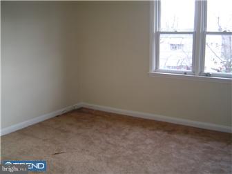 127 Golf Road Darby, PA 19023 - Photo 6 of 7 Gallery Image 6