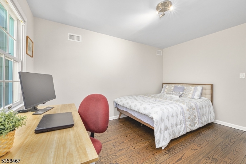 6 Mt Pleasant Road Morristown, NJ 07960 - Photo 25 of 50