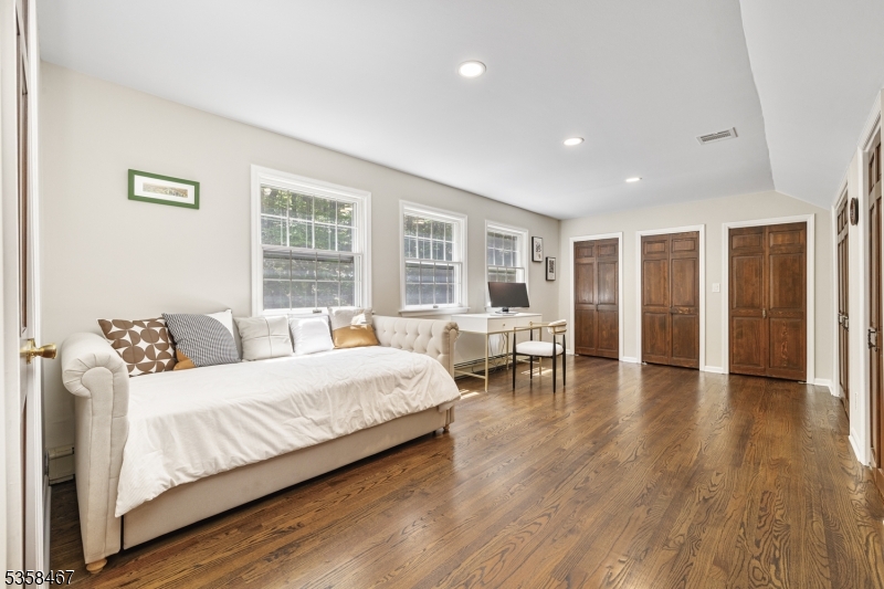 6 Mt Pleasant Road Morristown, NJ 07960 - Photo 34 of 50