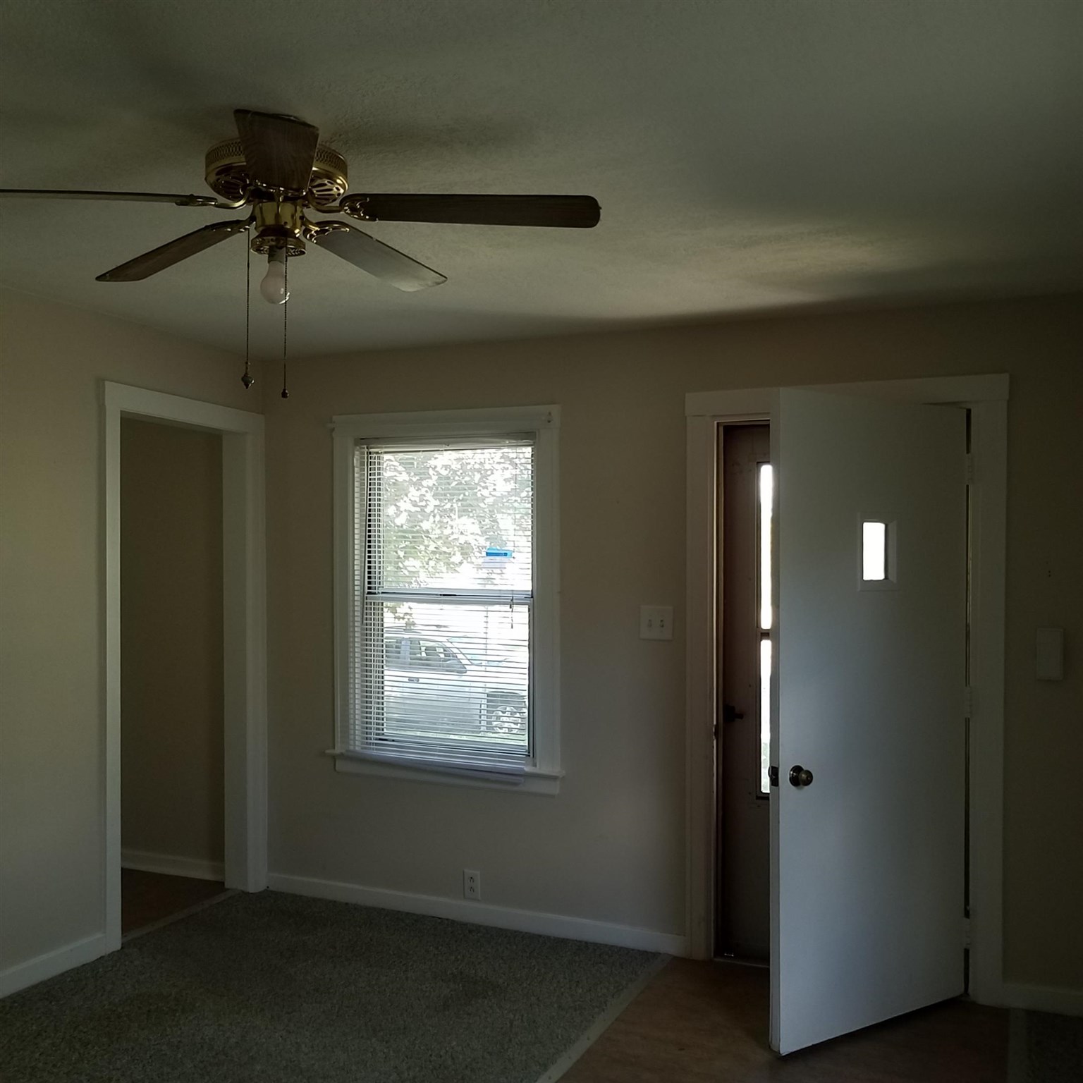 1229 Spring Street Fort Wayne, IN 46808 - Photo 2 of 10