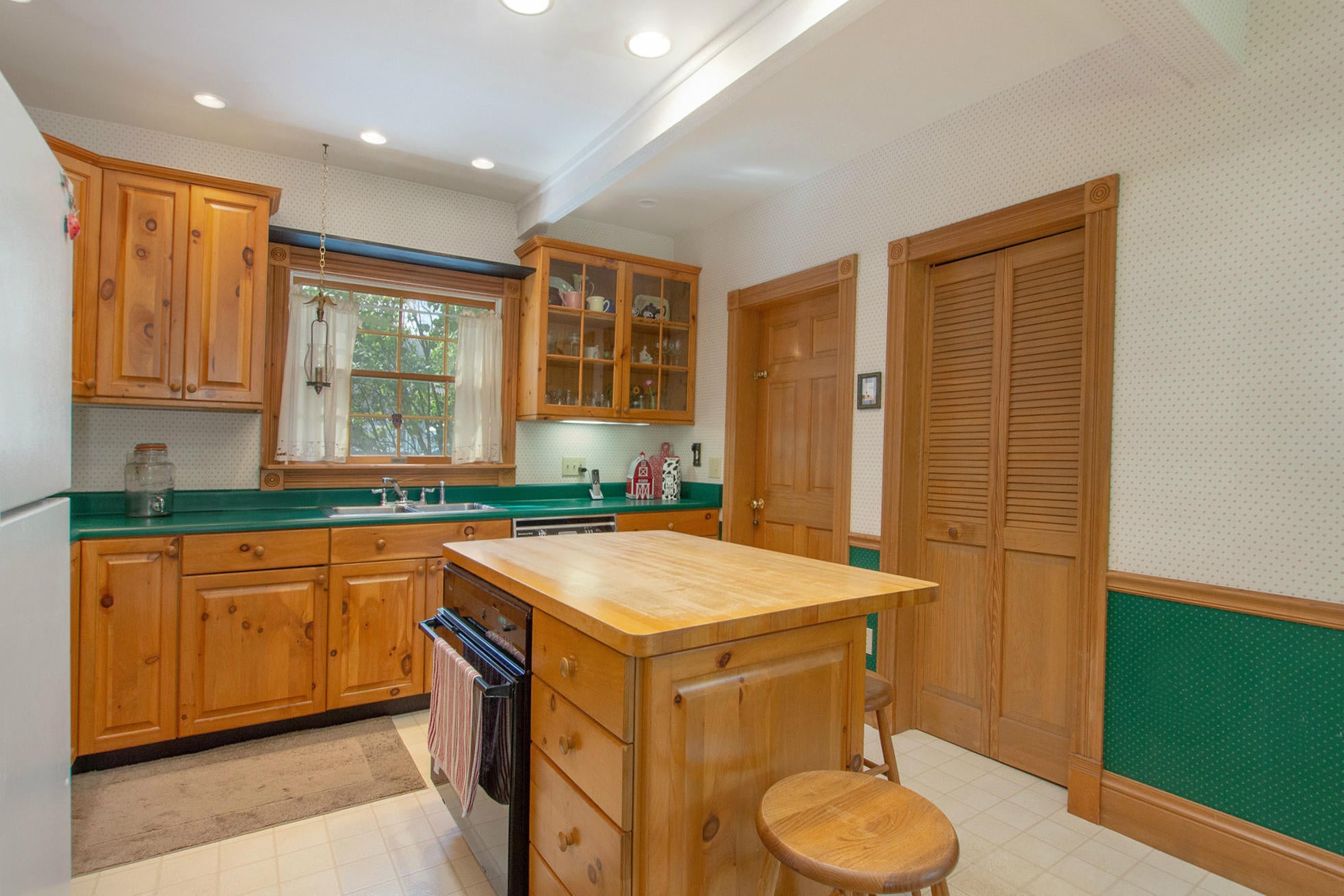 314 Young Street Cheboygan, MI 49721 - Photo 13 of 23 Gallery Image 13