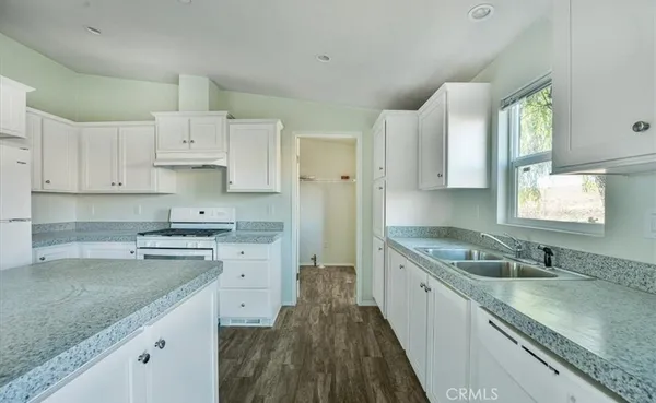 $580,000 | 26201 Highway 74, Perris, CA 92570