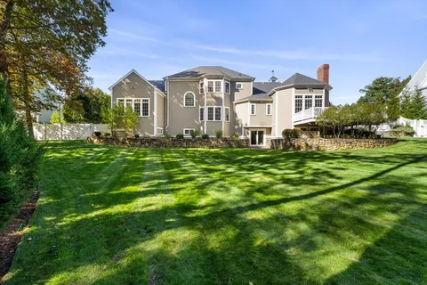 $1,674,000 | 120 Deerfield Lane, Hanover, MA 02339