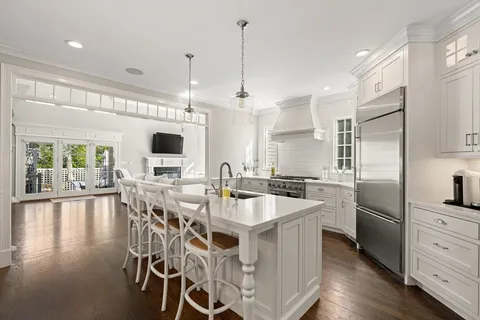 $1,674,000 | 120 Deerfield Lane, Hanover, MA 02339