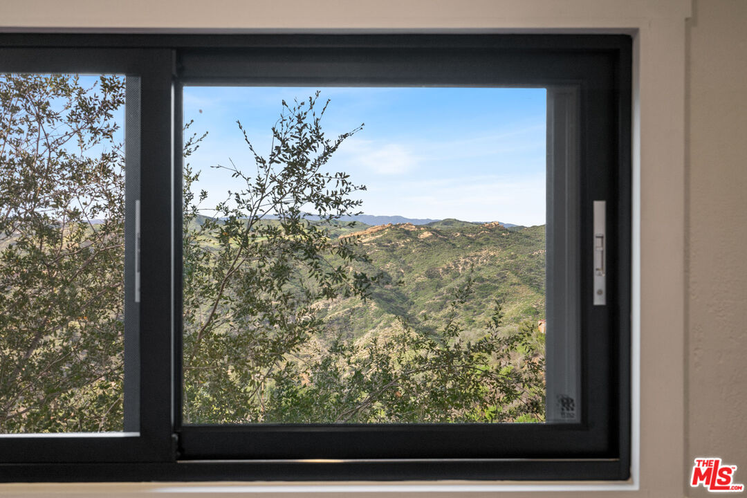 1432 Penny Road, Unit A Topanga, CA 90290 - Photo 15 of 27