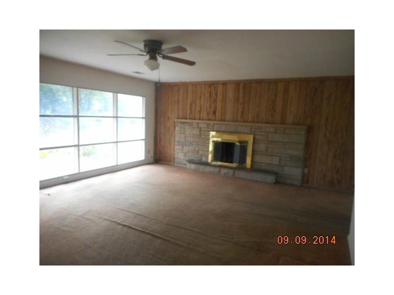 3355 Lincoln Road Indianapolis, IN 46222 - Photo 3 of 9 Gallery Image 3