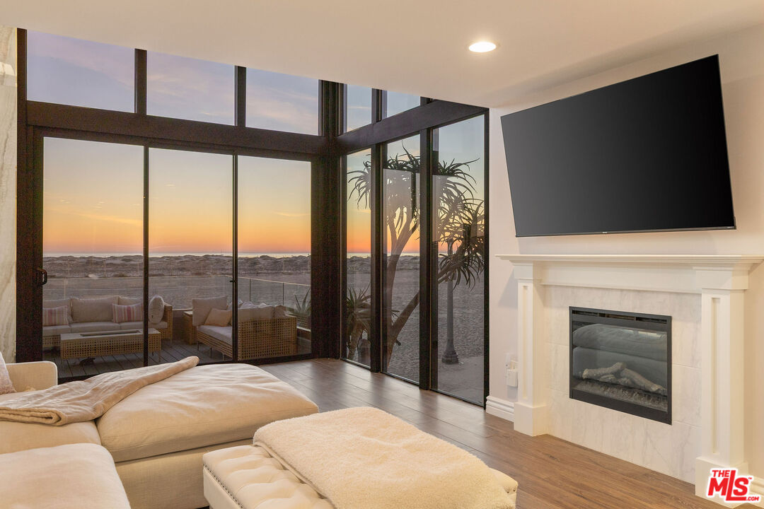 6 Voyage Street, Unit 101 Marina del Rey, CA 90292 - Photo 27 of 39