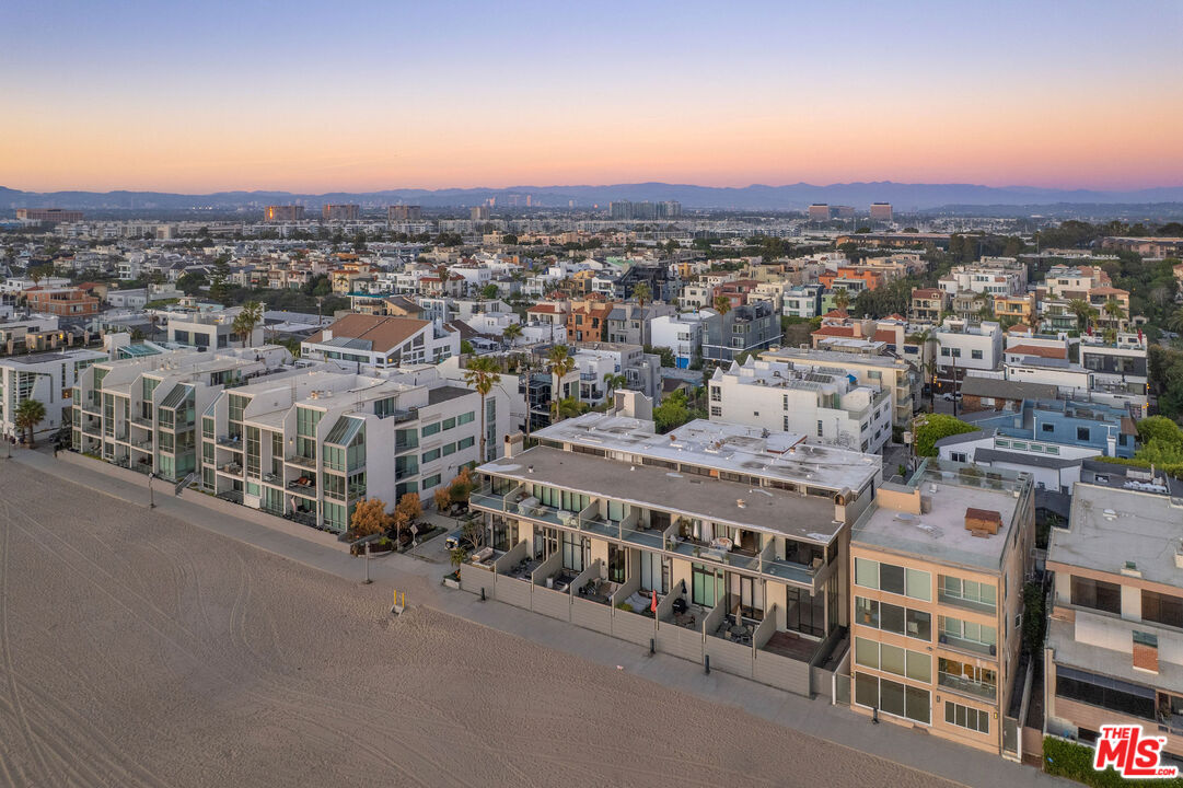 6 Voyage Street, Unit 101 Marina del Rey, CA 90292 - Photo 34 of 39