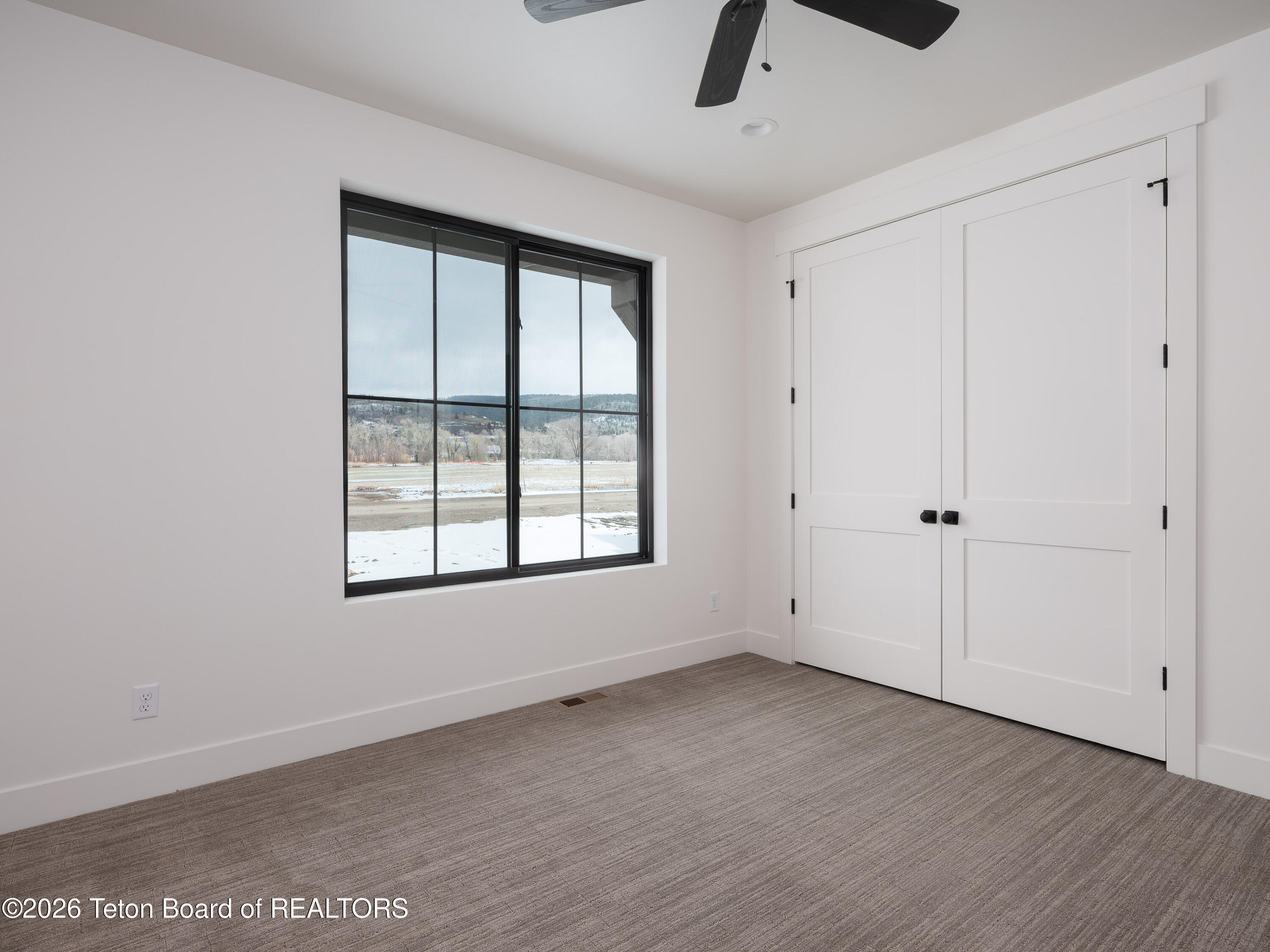 135 Christopher Street Victor, ID 83455 - Photo 21 of 30 21 bed 3