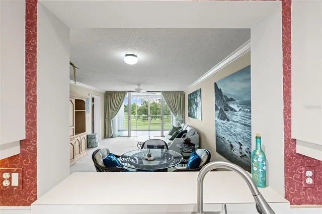 $1,900 | 4550 Pinebrook Circle, Unit 303, Bradenton, FL 34209