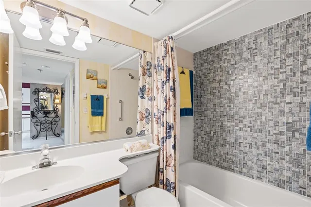 $1,900 | 4550 Pinebrook Circle, Unit 303, Bradenton, FL 34209