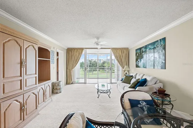 $1,900 | 4550 Pinebrook Circle, Unit 303, Bradenton, FL 34209