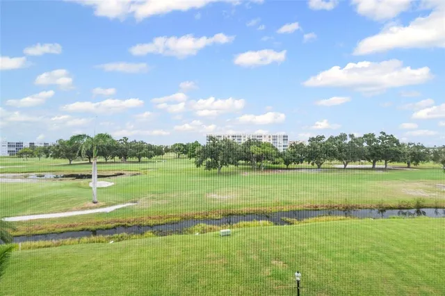 $1,900 | 4550 Pinebrook Circle, Unit 303, Bradenton, FL 34209