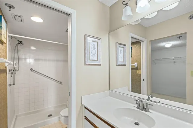 $1,900 | 4550 Pinebrook Circle, Unit 303, Bradenton, FL 34209