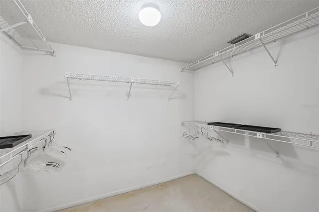 $1,900 | 4550 Pinebrook Circle, Unit 303, Bradenton, FL 34209