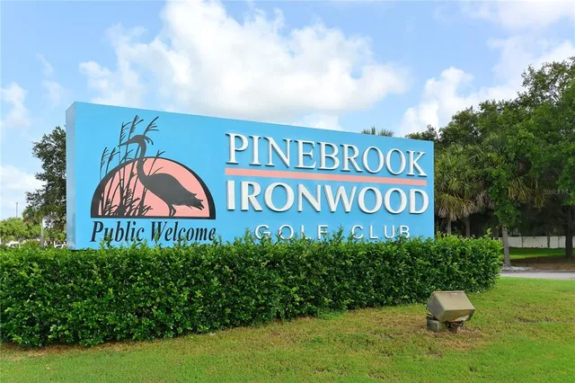 $1,900 | 4550 Pinebrook Circle, Unit 303, Bradenton, FL 34209