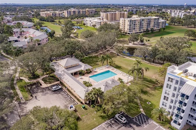 $1,900 | 4550 Pinebrook Circle, Unit 303, Bradenton, FL 34209