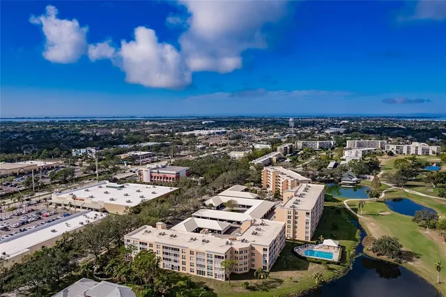 $1,900 | 4550 Pinebrook Circle, Unit 303, Bradenton, FL 34209