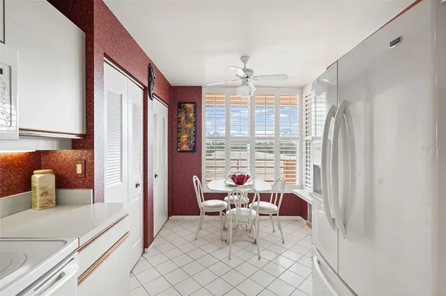 $1,900 | 4550 Pinebrook Circle, Unit 303, Bradenton, FL 34209