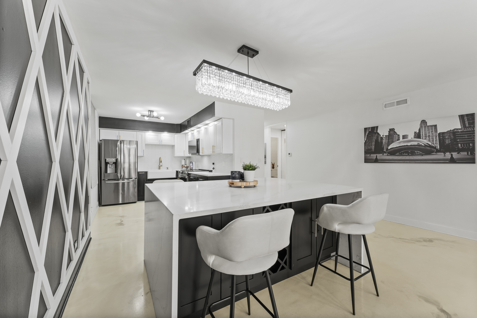 201 East Chestnut Street, Unit 11E Chicago, IL 60611 - Photo 3 of 43