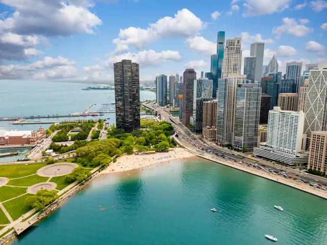 $250,000 | 201 East Chestnut Street, Unit 11E, Chicago, IL 60611