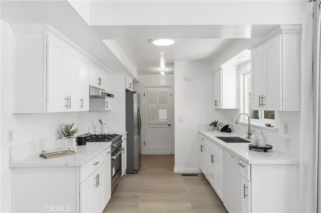 $1,528,000 | 448 East Sandra Avenue, Arcadia, CA 91006