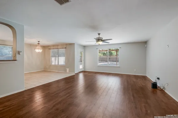 $2,250 | 15234 Redbird Manor, San Antonio, TX 78253