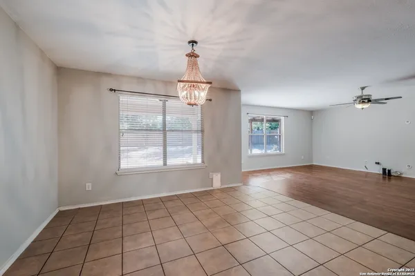 $2,250 | 15234 Redbird Manor, San Antonio, TX 78253