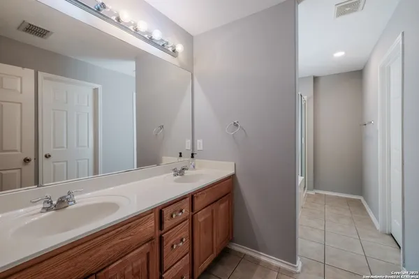 $2,250 | 15234 Redbird Manor, San Antonio, TX 78253