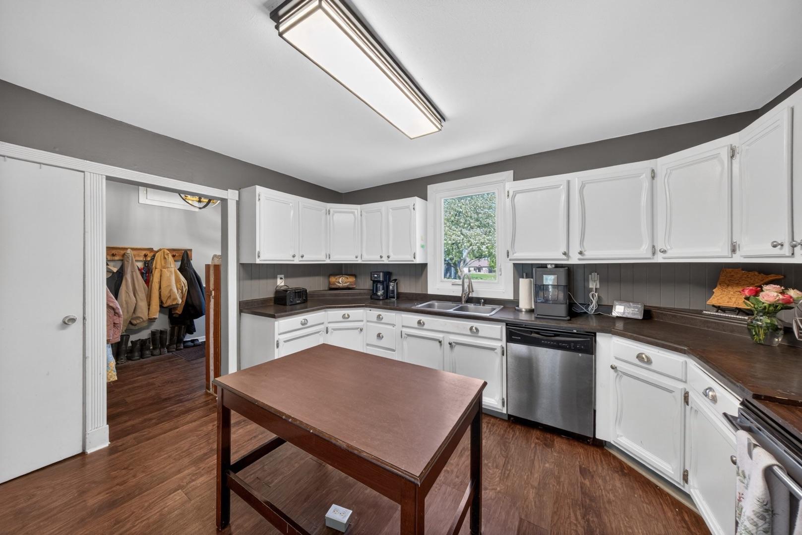6703 Simpson Road Southeast Rochester, MN 55904 - Photo 5 of 36