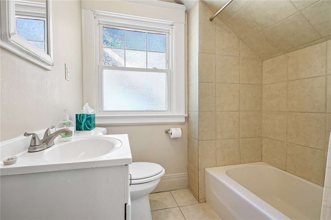 245 Springfield Avenue Rochester, NY 14609 - Photo 25 of 34