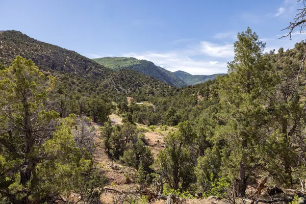 $150,000 | 4 La Sal Pass Spur, Moab, UT 84532