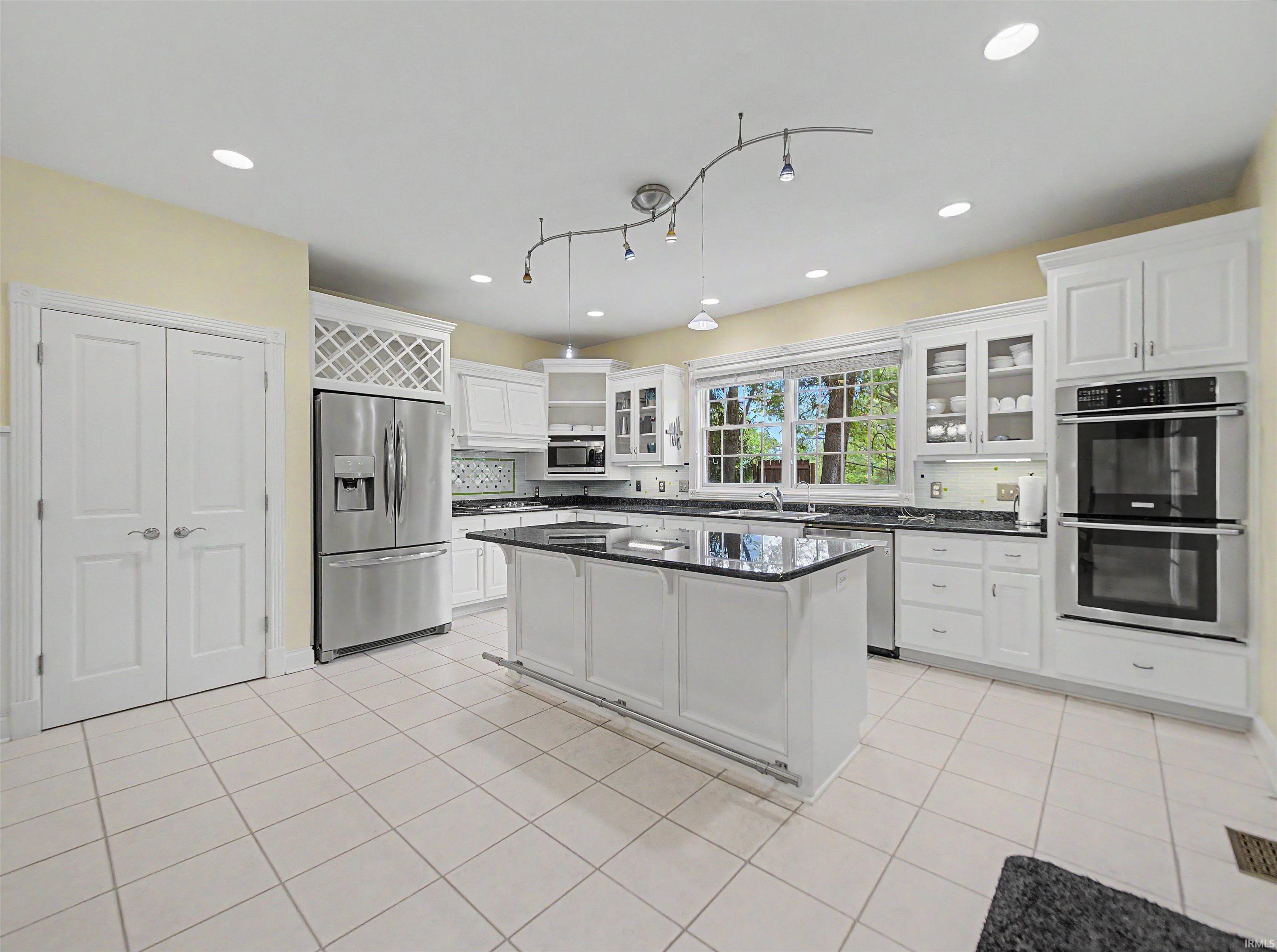 6288 Woodsboro Road Newburgh, IN 47630 - Photo 12 of 49