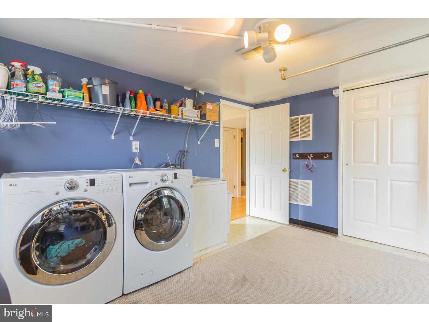 879 Morefield Road Philadelphia, PA 19115 - Photo 22 of 25 Laundry Room